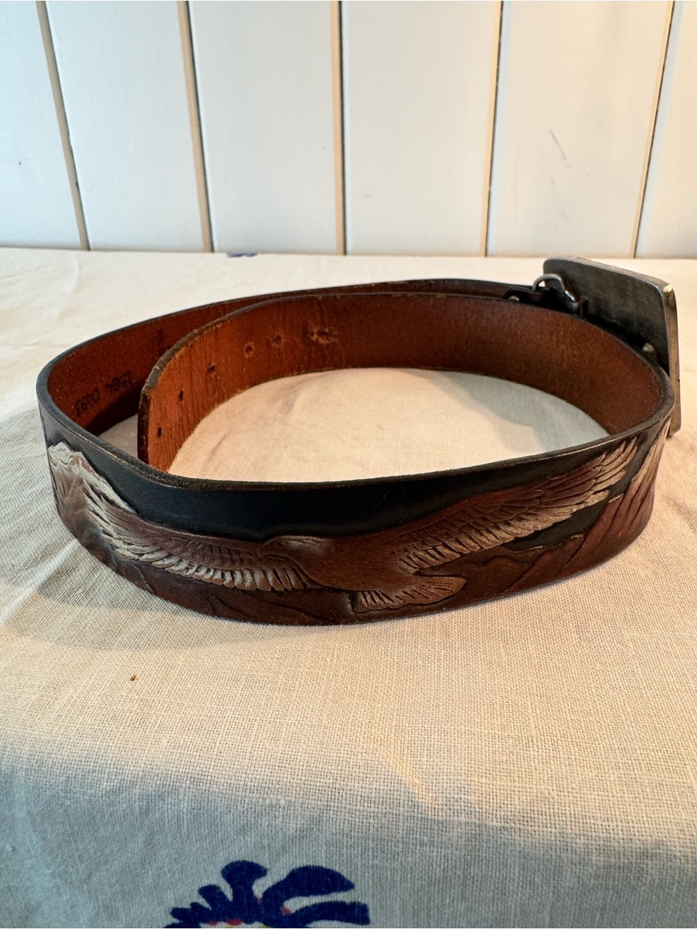 Vintage Leegin Eagle Leather Works Tooled Leather Belt 34 4-Wheeling Buckle